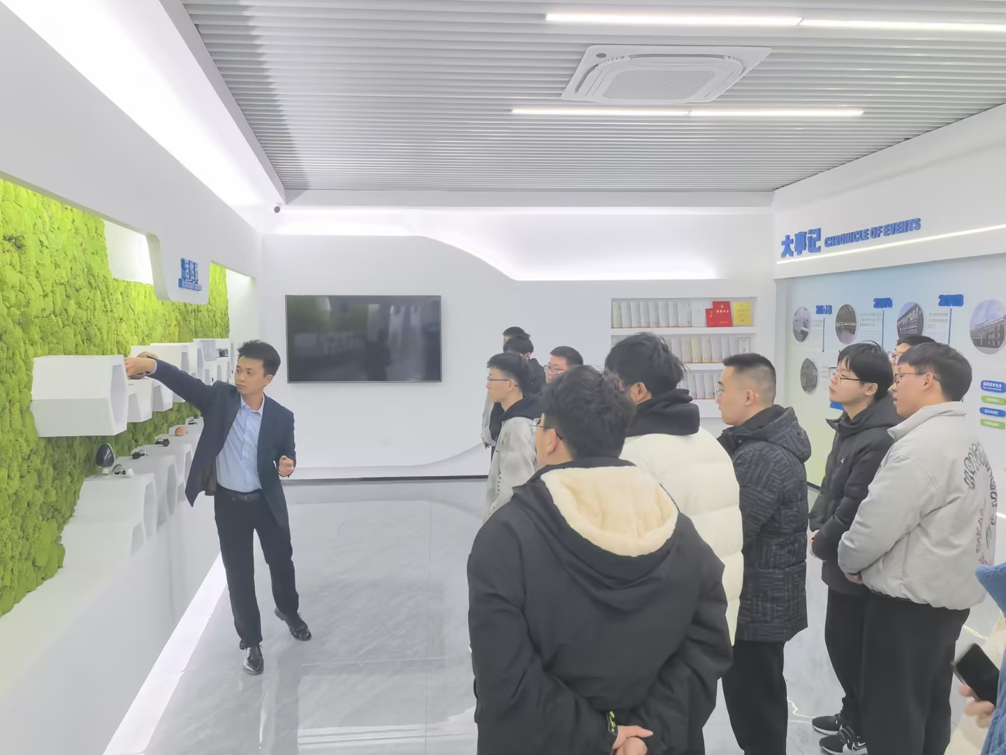 2e8b0c32e158557f1ac3e355cddacf14_compress.jpg 2e8b0c32e158557f1ac3e355cddacf14_compress.jpg